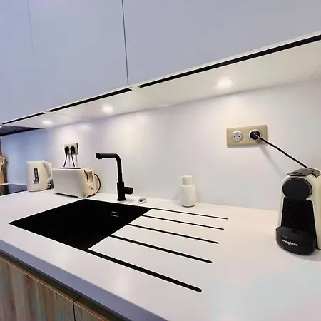 Apartament 2-4pers 6'piedplage Terrasse Parking Wifi *